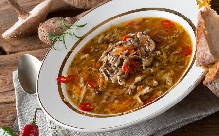 Zupa z kani à la flaczki: przepis jak zrobić flaczki z kani