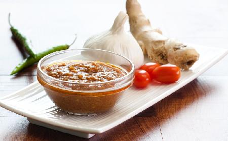 Diabelski kawior czyli antywirusowa pasta czosnkowa