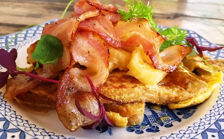 Grillowane banany w boczku